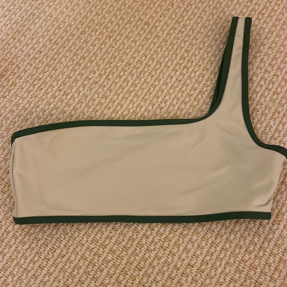 We Wore What lime sports bra (tags taken off then never worn)